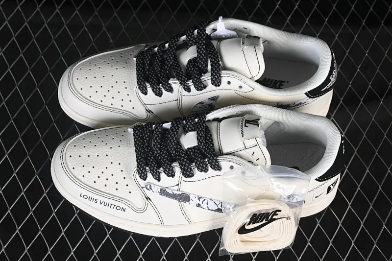 All categories Air Jordan Jordan series basketball shoes Air Jordan 1 Low High-end customized low-top sneakers Travis Scott x Fragment Design x Air Jordan 1 Low OG SP AJ1 Joe 1LV joint black line graffiti hook low-top cultural casual sneakers XS7089-616
